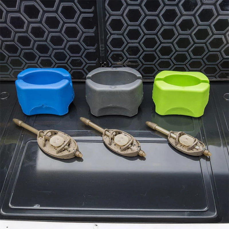 Matrix Squeeze & Feed Method Feeder Moulds